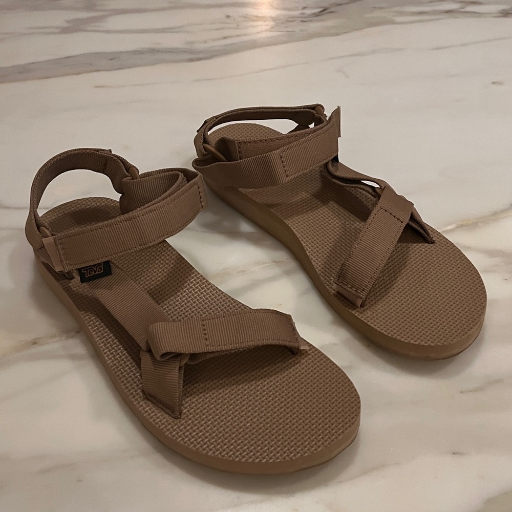Sand Dune Teva Women's Original Universal Sport Sandal size 8
